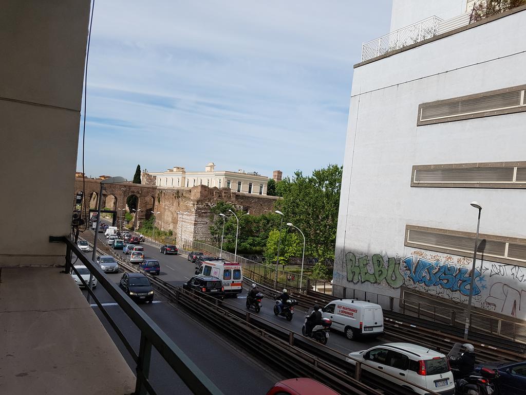 Bed and Breakfast Alenic à Rome Extérieur photo