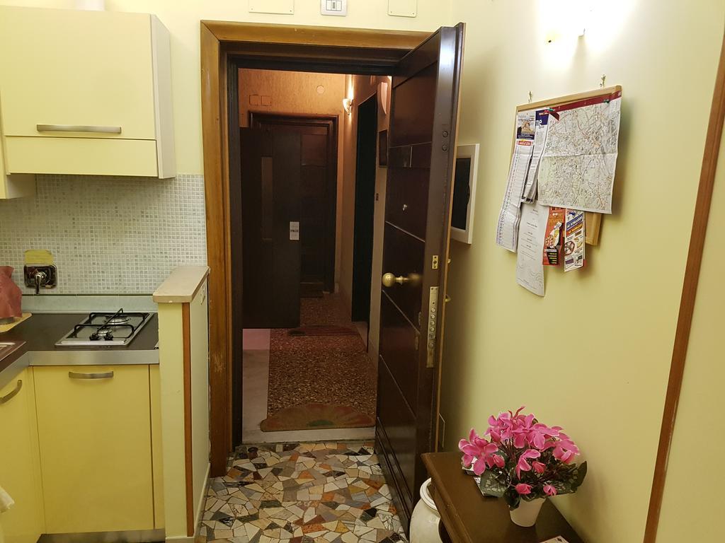Bed and Breakfast Alenic à Rome Extérieur photo