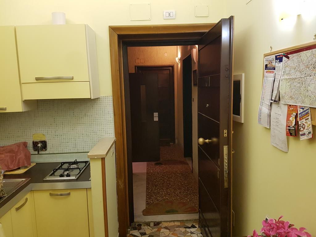 Bed and Breakfast Alenic à Rome Extérieur photo