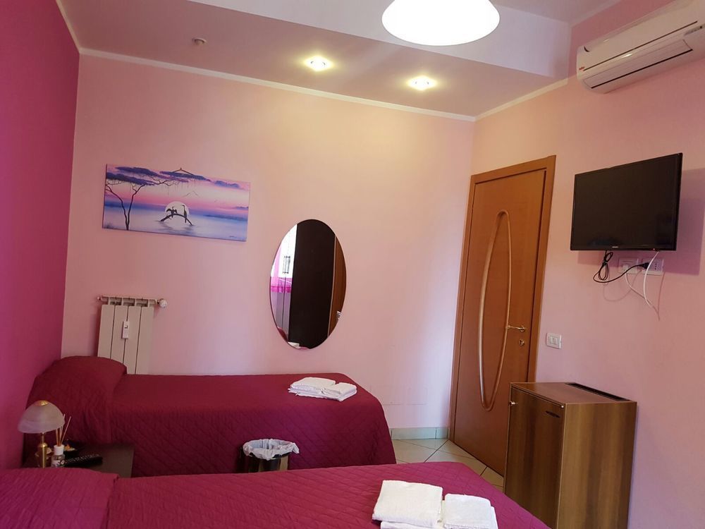 Bed and Breakfast Alenic à Rome Extérieur photo
