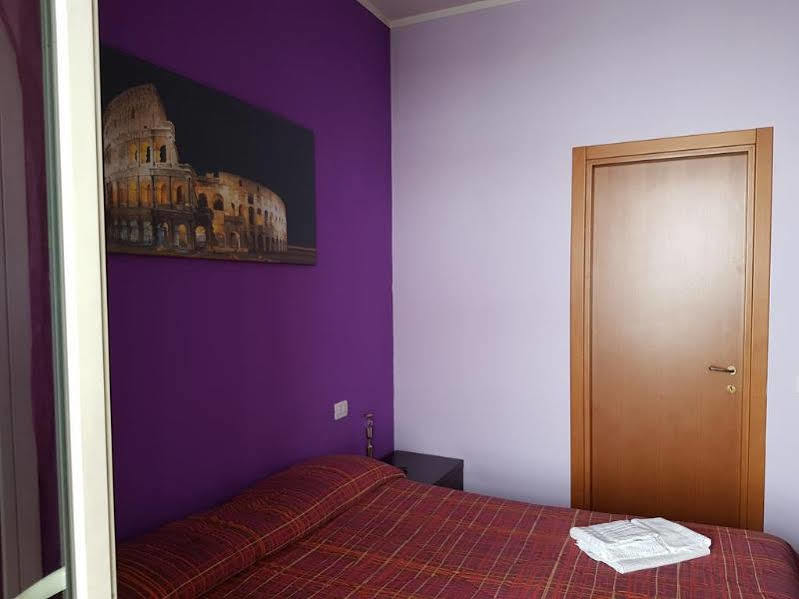 Bed and Breakfast Alenic à Rome Extérieur photo
